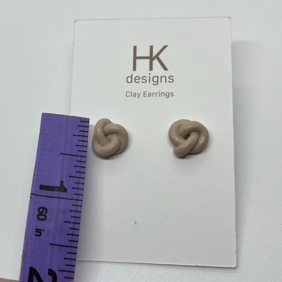 Handmade Knot Clay Studs - Picture 3 of 3